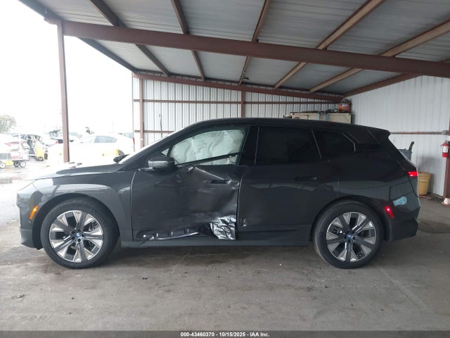 WB523CF05SCU44576 BMW Ix Xdrive50