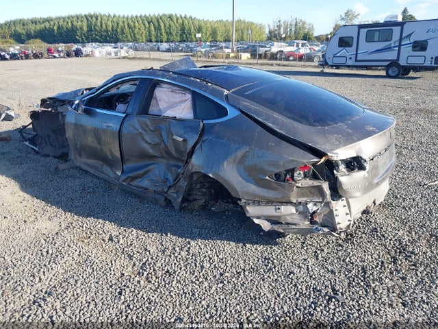 2015 TESLA MODEL S 5YJSA1E25FF112793 Photo 2