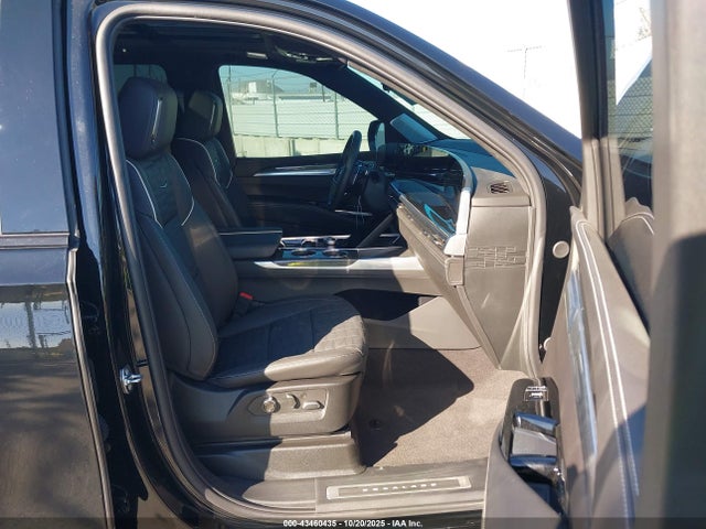 2025 CADILLAC ESCALADE ESV 1GYS9SR99SR305923 Photo 4