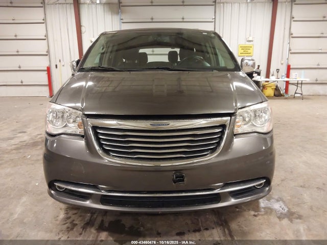 Продаж на аукціоні авто 2015 Chrysler Town & Country Touring-l, vin: 2C4RC1CG2FR673514, номер лоту: 43460476