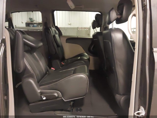 Продаж на аукціоні авто 2015 Chrysler Town & Country Touring-l, vin: 2C4RC1CG2FR673514, номер лоту: 43460476
