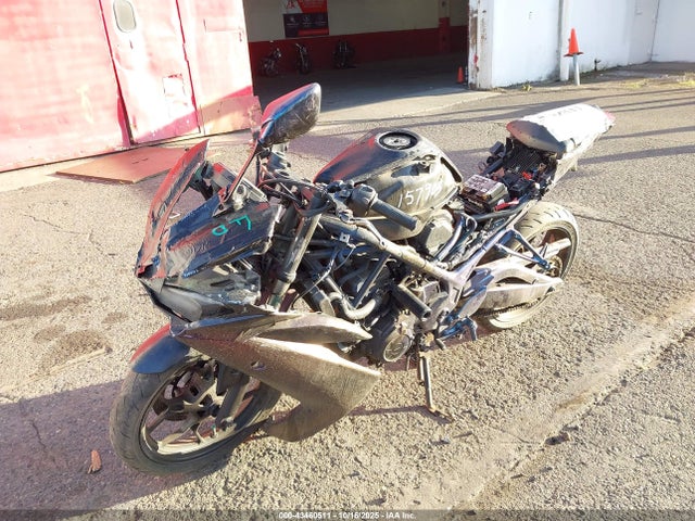 MH3RH15Y1HK001700 Yamaha Yzfr3 A