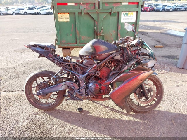 MH3RH15Y1HK001700 Yamaha Yzfr3 A