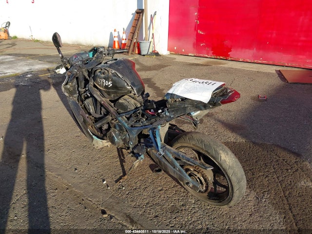 MH3RH15Y1HK001700 Yamaha Yzfr3 A