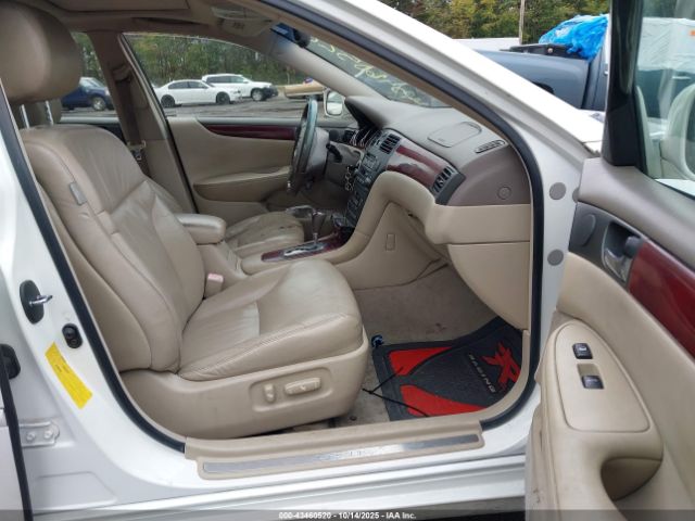 2004 LEXUS ES 330 JTHBA30G145036629 Photo 4