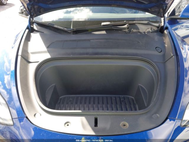 2021 TESLA MODEL Y 5YJYGDED2MF114610 Photo 9