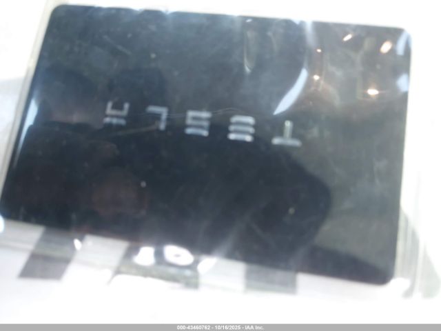 2021 TESLA MODEL Y 5YJYGDED2MF114610 Photo 10