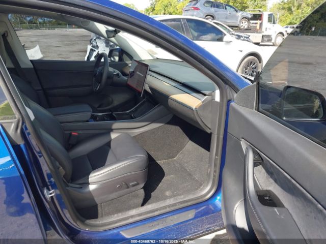 2021 TESLA MODEL Y 5YJYGDED2MF114610 Photo 4