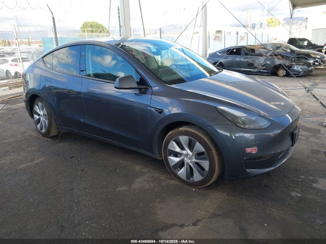 2023 TESLA MODEL Y 7SAYGDEE4PA187975 Photo 0