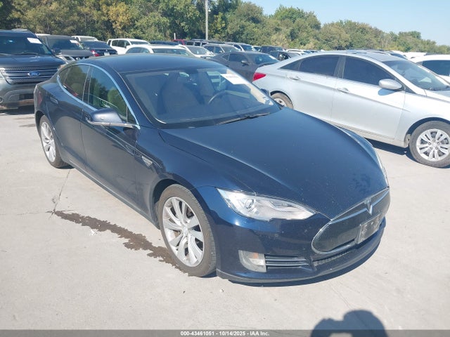 2013 TESLA MODEL S 5YJSA1CN2DFP20457 Photo 0