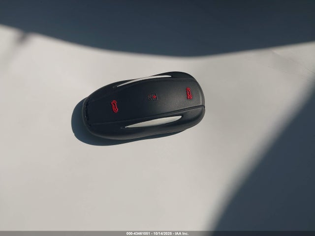 2013 TESLA MODEL S 5YJSA1CN2DFP20457 Photo 10