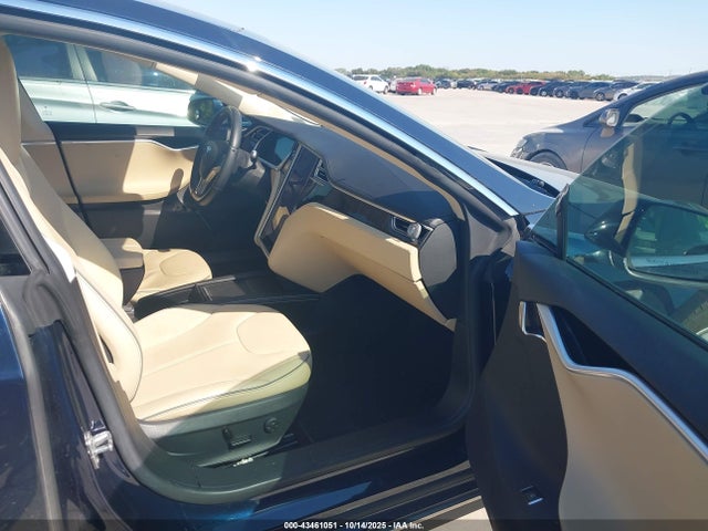 2013 TESLA MODEL S 5YJSA1CN2DFP20457 Photo 4