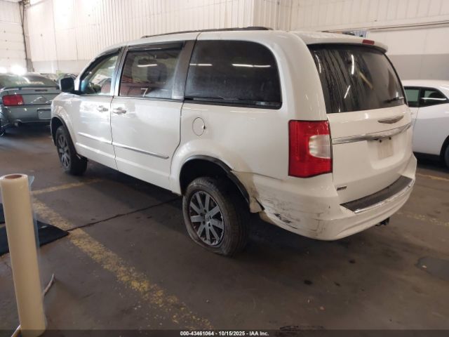 2015 CHRYSLER TOWN & COUNTRY 2C4RC1BG0FR538937 Photo 2