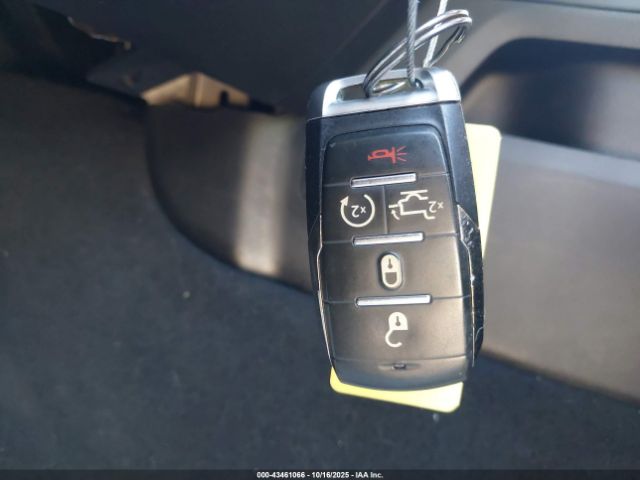 2019 RAM 1500 1C6RREKTXKN706150 Photo 10