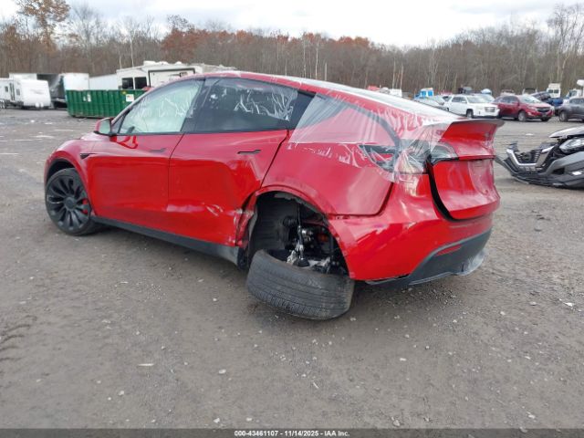 2022 TESLA MODEL Y 7SAYGDEF6NF379665 Photo 2