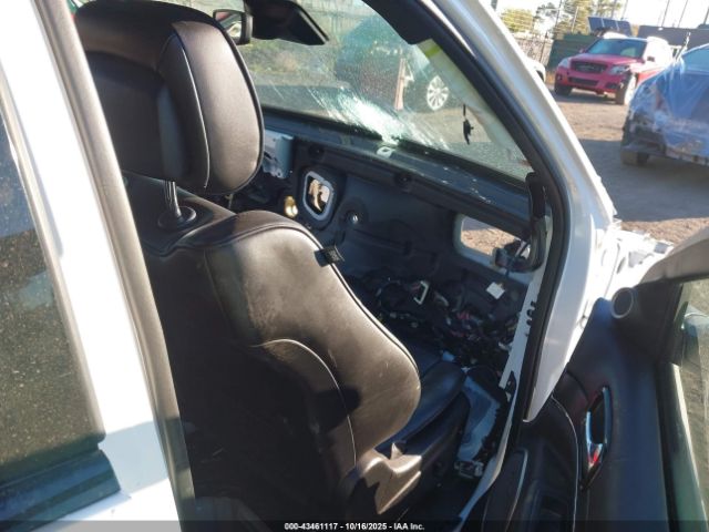 2019 JEEP GRAND CHEROKEE 1C4RJFCG9KC591608 Photo 4