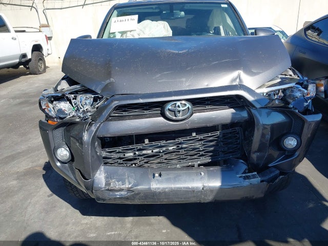 Toyota 4runner 2016 JTEBU5JR4G5313357 Image 26