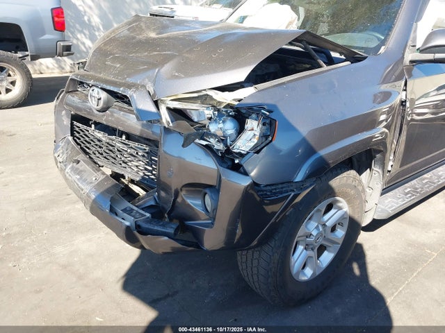 Toyota 4runner 2016 JTEBU5JR4G5313357 Image 19
