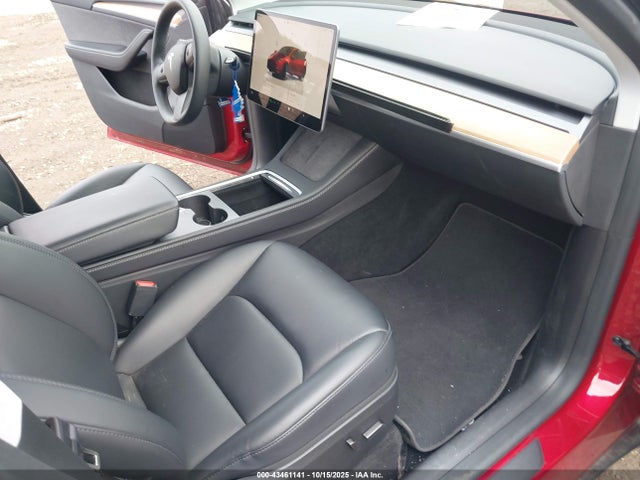 2024 TESLA MODEL Y 7SAYGDEE2RA226419 Photo 4