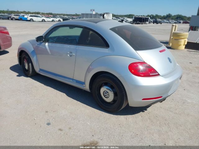 2013 VOLKSWAGEN BEETLE 3VWJX7AT2DM671901 Photo 2