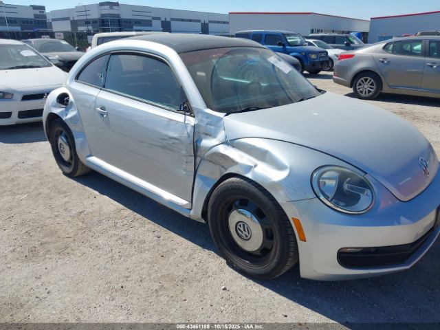 2013 VOLKSWAGEN BEETLE 3VWJX7AT2DM671901 Photo 5