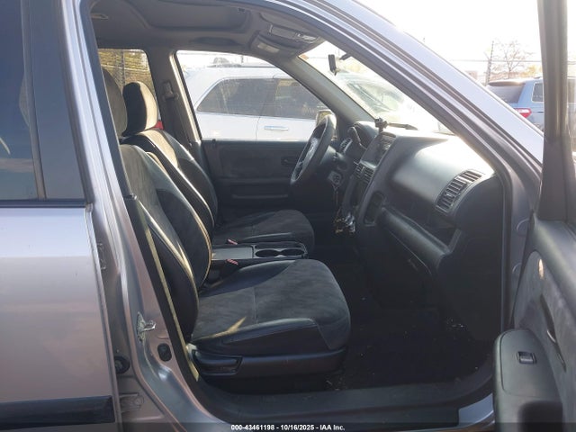 2002 HONDA CR-V JHLRD78822C011732 Photo 4