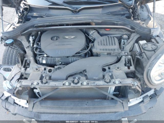 2018 MINI COUNTRYMAN WMZYT3C34J3E93637 Photo 9