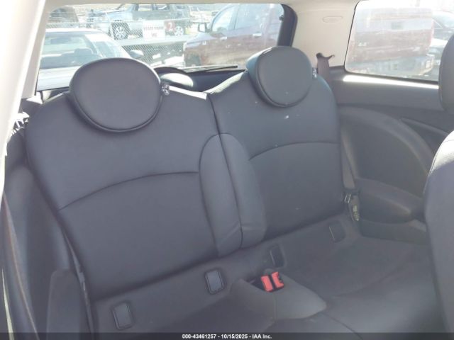 2008 MINI COOPER WMWMF33528TT59625 Photo 7