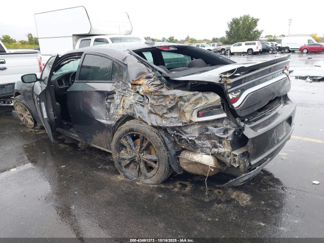Dodge Charger Sxt 2022 2C3CDXJG4NH136659 Image 3