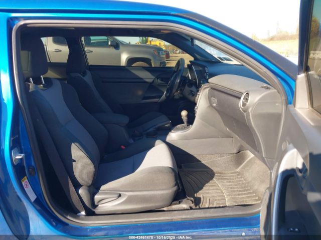 2015 SCION TC JTKJF5C79F3095523 Photo 4