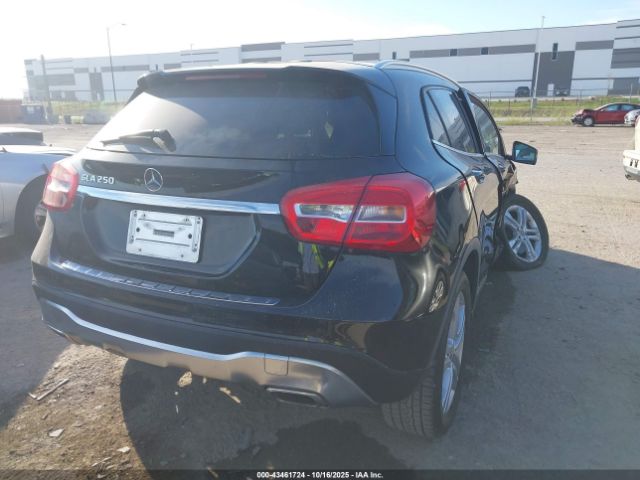 2018 MERCEDES-BENZ GLA 250 WDCTG4EB7JJ414425 Photo 3