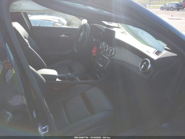 2018 MERCEDES-BENZ GLA 250 WDCTG4EB7JJ414425 Photo 4