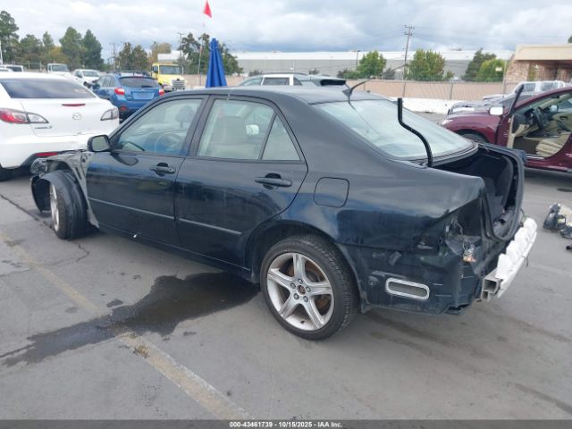 2005 LEXUS IS 300 JTHBD192650101430 Photo 2