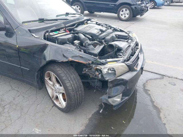 2005 LEXUS IS 300 JTHBD192650101430 Photo 5