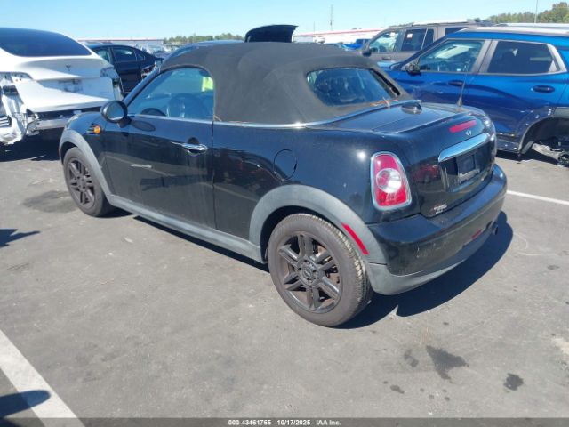 2015 MINI ROADSTER WMWSY1C56FT719787 Photo 2