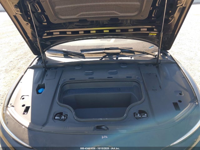 2025 AUDI A6 E-TRON WAU2CAGH1SA018325 Photo 9