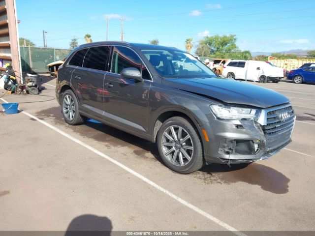 2018 AUDI Q7 WA1LAAF79JD045575