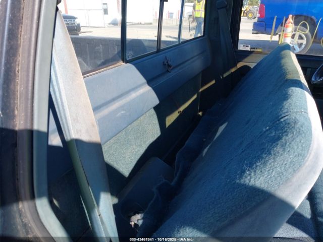 1989 CHEVROLET GMT-400 1GCDC14K8KE108642 Photo 7