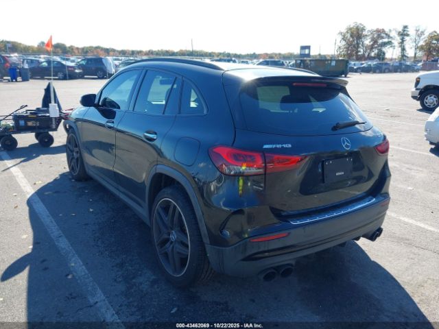 2021 MERCEDES-BENZ AMG GLA 45 W1N4N5DB3MJ253284 Photo 2