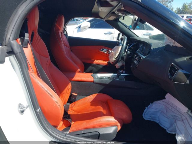 2023 BMW Z4 WBAHF3C02PWY11687 Photo 7
