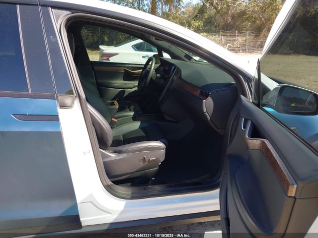 2020 TESLA MODEL X 5YJXCBE25LF239058 Photo 4