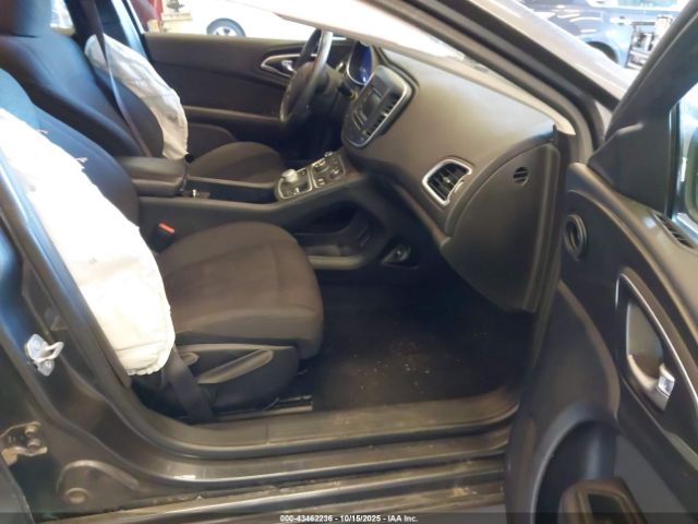 2015 CHRYSLER 200 1C3CCCAB6FN759418 Photo 4