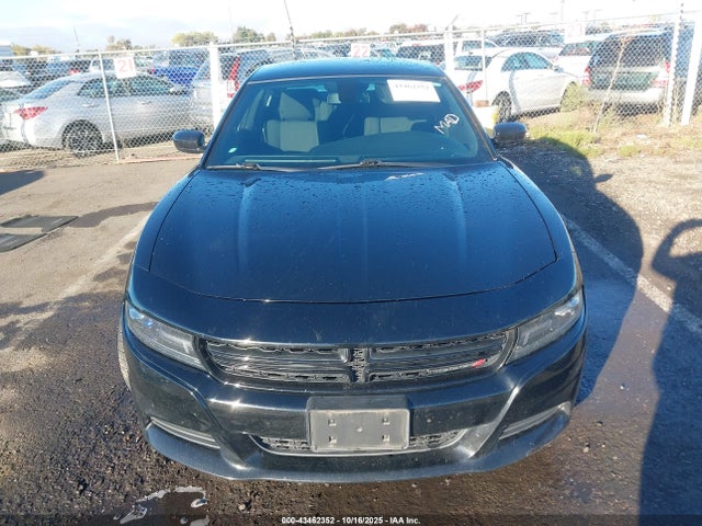 2C3CDXJG1HH564015 Dodge Charger Sxt Awd