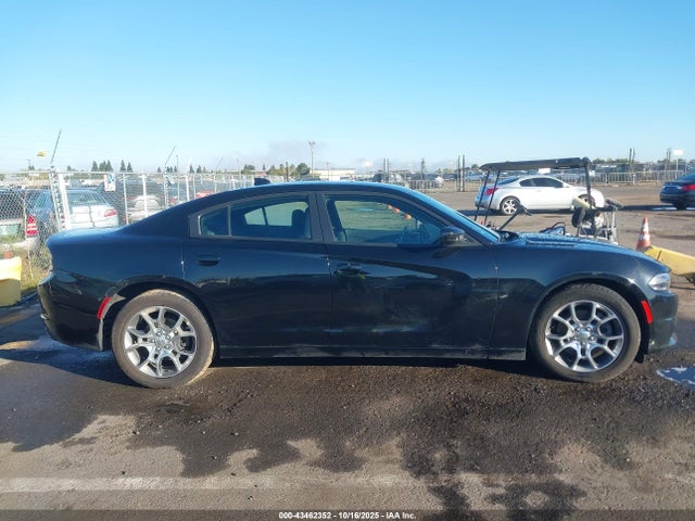 2C3CDXJG1HH564015 Dodge Charger Sxt Awd
