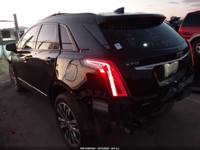 2020 CADILLAC XT5 1GYKNGRS0LZ159778 Photo 2