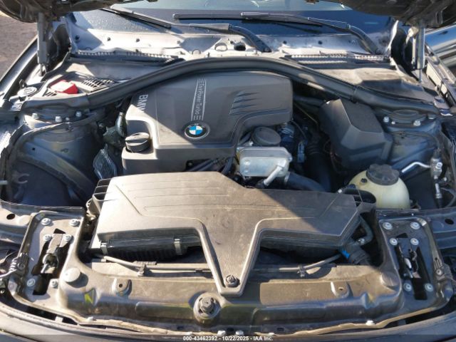 2016 BMW 320I WBA8E1G50GNT36933 Photo 9