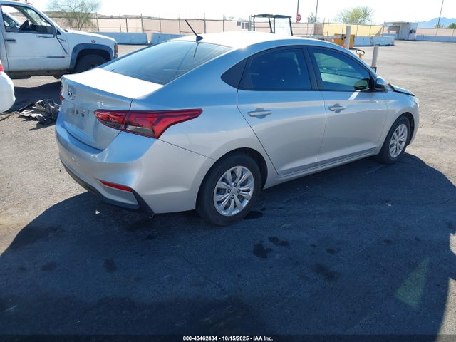 Hyundai ACCENT SE 2021 3KPC24A61ME138371 Image 4