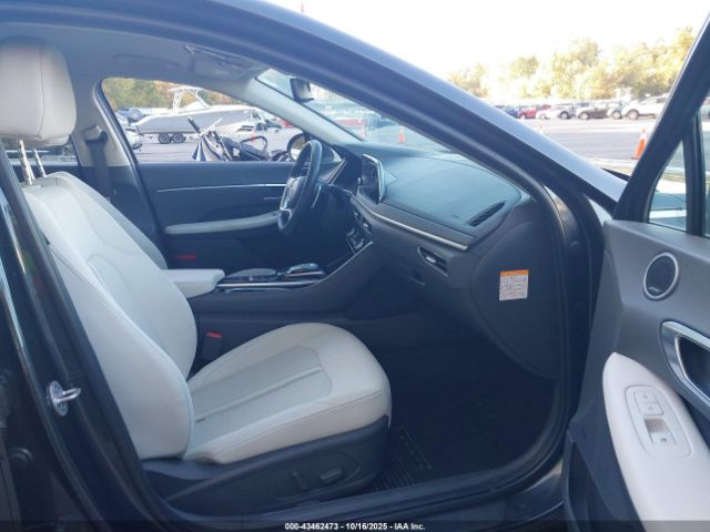 2023 HYUNDAI SONATA HYBRID KMHL34JJ7PA070694 Photo 4
