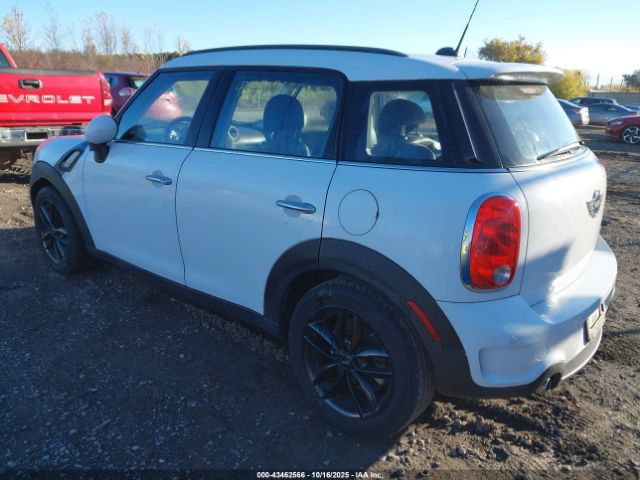 2011 MINI COOPER S COUNTRYMAN WMWZC3C57BWL79941 Photo 2