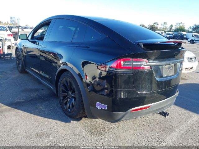 2016 TESLA MODEL X 5YJXCBE25GF017657 Photo 2